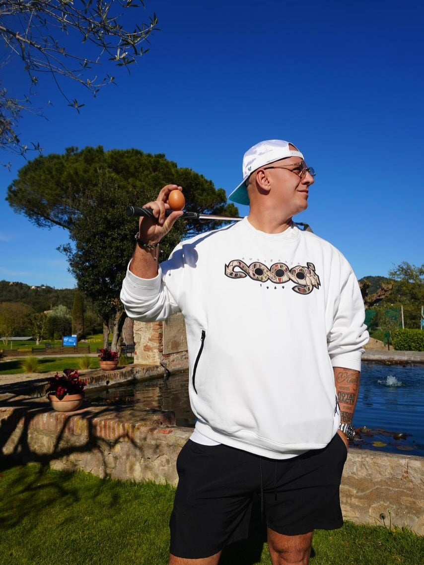 Потап с яйцами